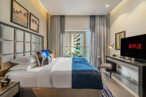GuestReady - City nest with a balcony and a pool